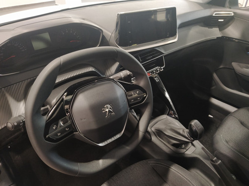 Imagen 3 de 23 de Peugeot 208 Allure