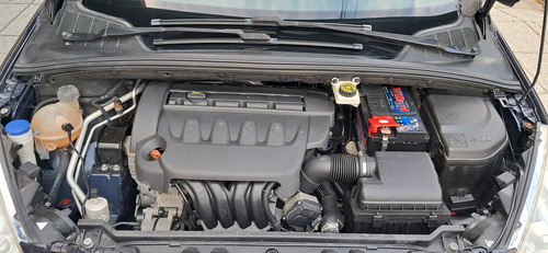 Peugeot 408 2.0 Feline 143cv