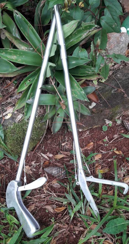 Pinção Dobrável Para Captura De Cobras E Serpentes - 127 Cm