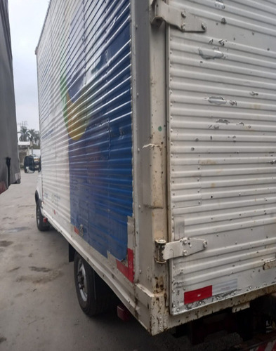 Imagem 4 de 9 de Iveco Daily 35s14 *cabine Dupla * Semi Nova 2014