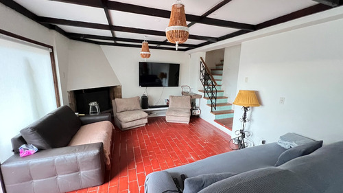 Linda Casa En Todd Evered Miraflores Bajo Con Opcion Compra!
