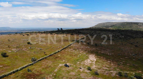 Lote De 2,500 M2 En Fraccionamiento A 16 Km Del Centro De San Miguel De Allende