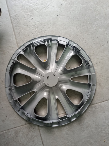 Tapón Copa Polvera De Prius O Corolla R15 (Usado)
