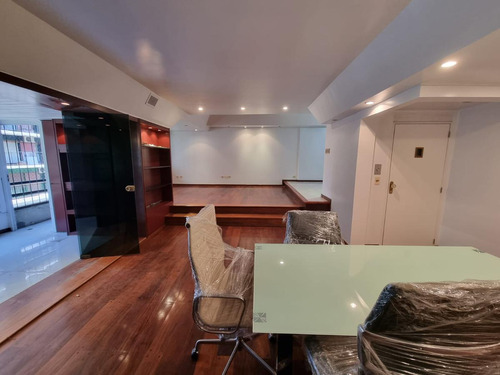 En  Venta  Departamento De 6 Ambientes C/ Dependencia    2 Cocheras   Baulera En  Belgrano