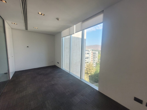 Conjunto De Modernas Oficinas Amobladas