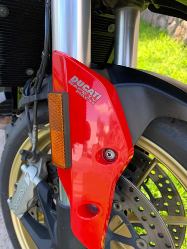 Imagen 7 de 10 de Ducati Hyperstrada