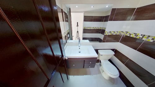 Imagen 23 de 24 de Venta De Apartamento En Ciudad Salitre