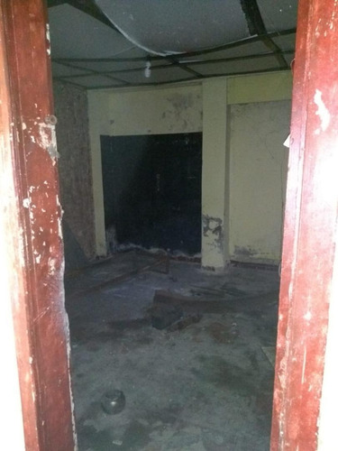 Imagen 5 de 12 de Local A Refaccionar/demoler Sobre Terreno De 11x24