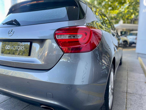 Imagen 11 de 25 de Mercedes-benz Clase A 1.6 A 200 Urban Be 156cv