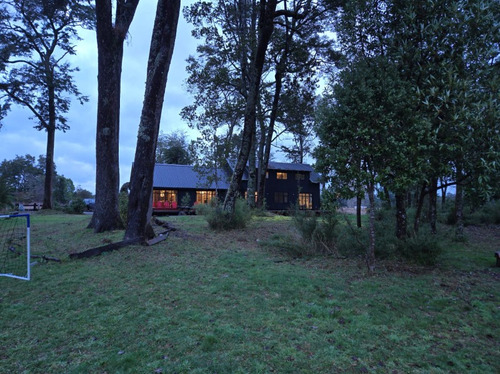 Casa En Venta En Exclusivo Loteo La Reserva De Frutillar