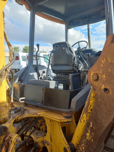 Retoexcavadora Jhon Deere