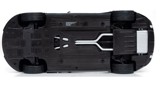 Aston Martin Dbs Quantum James Bond 007 1:18 Autoworld Color Negro