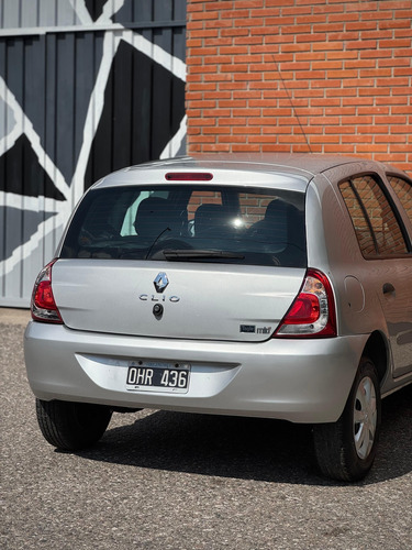 Renault Clio 1.2 Mio Confort Plus Abs Abcp