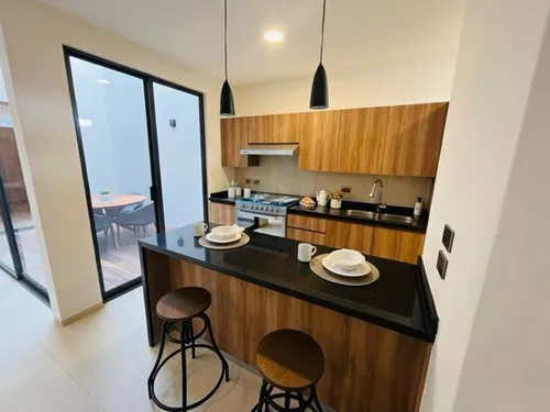 Estrena Casa En Zakia, 3er Recamara En Pb, 3.5 Baños, Jardín, Alberca, Lujo!