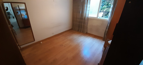 Imagen 8 de 12 de Departamento 2 Amb Con Cocina Independiente Y Balcón