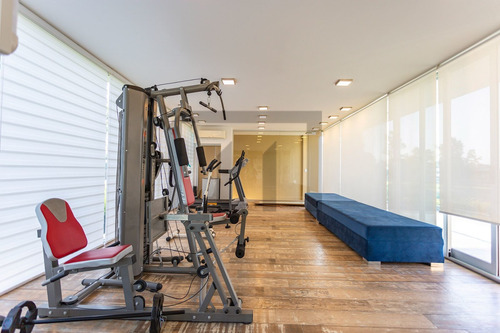 Imagen 27 de 30 de Imponente Casa Premiun A La Venta En Barrio Terralagos.