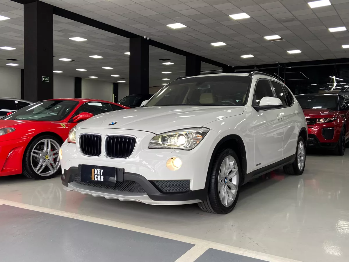 BMW X1 X1 2.0 16V TURBO ACTIVEFLEX SDRIVE20I 4P AUTOMÁTICO