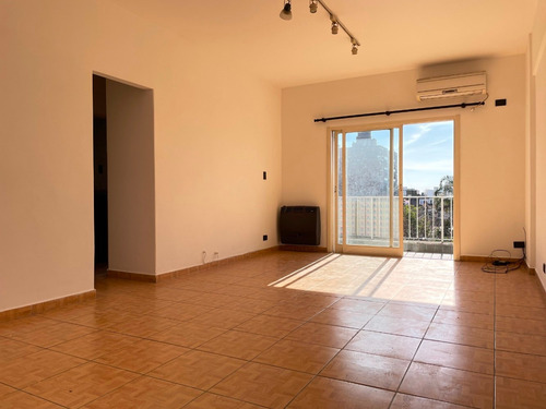 Imagen 5 de 14 de Venta Departamento 3 Ambientes 75 Mts Castelar Centro Sur
