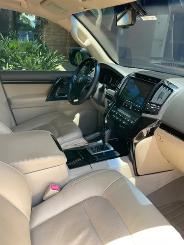 Toyota Land Cruiser 4.5 Imperial Lc200 Diésel