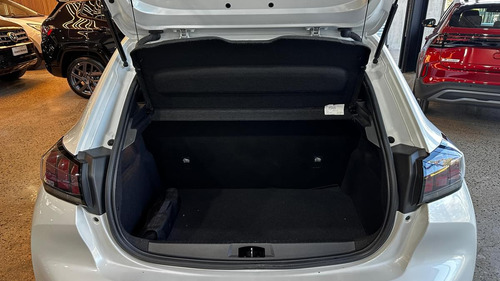 Peugeot 208 1.6 Style Tiptronic