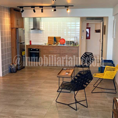 Imagen 2 de 7 de Apartamento En Playa Grande. Edo La Guaira Ref 004