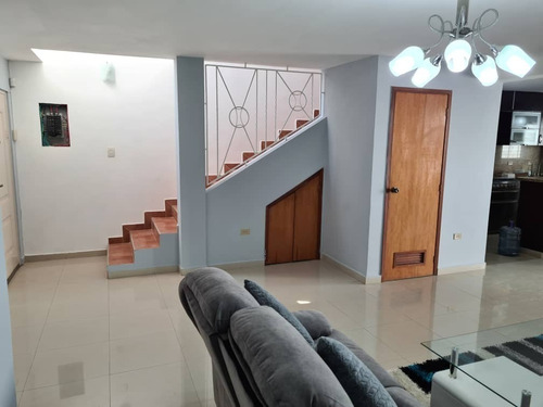 Imagen 4 de 10 de Town House En Res. Las Trinitarias, San Diego (lemth-135)