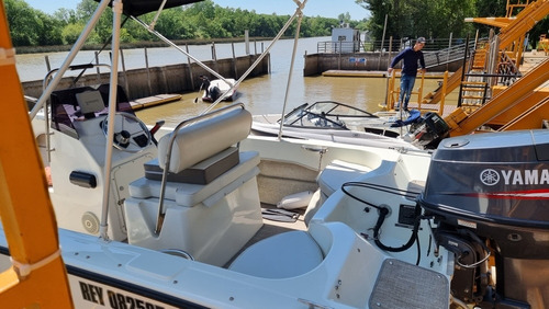 Imagen 9 de 17 de Lancha Tracker Bermuda Safari 550-motor Yamaha 70hp 2t-2017