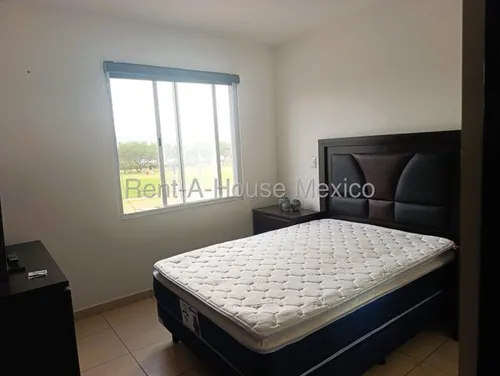 Casa Amueblada Con Área De Tv, 2 Recámaras, Estudio Zákia, Renta