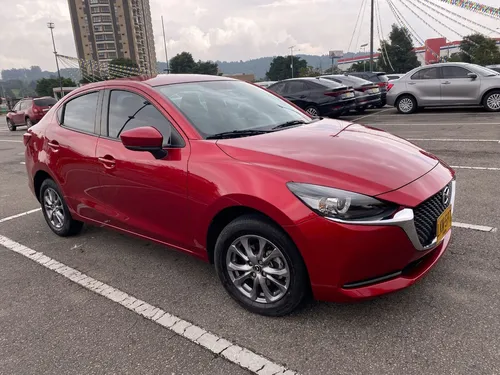 Mazda 2 1.5 Touring Sedan
