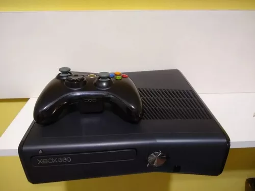 Xbox 360 Super Slim 4gb Travado com Controle sem Fio