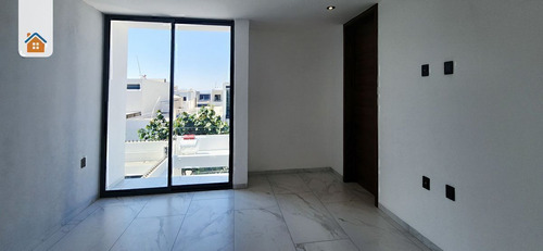 Casa Nueva En Venta En Albaterra Residencial, Colima. Recamara En Planta Baja.