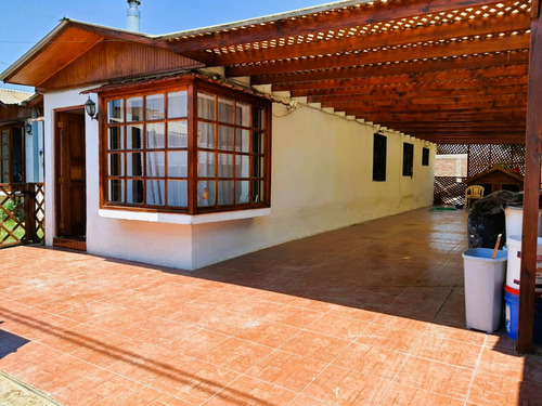 Hermosa Casa, Sector Rural, El Recurso, Buin.
