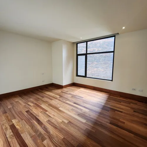 En Venta Amplio Apartamento 267mts Zona 10