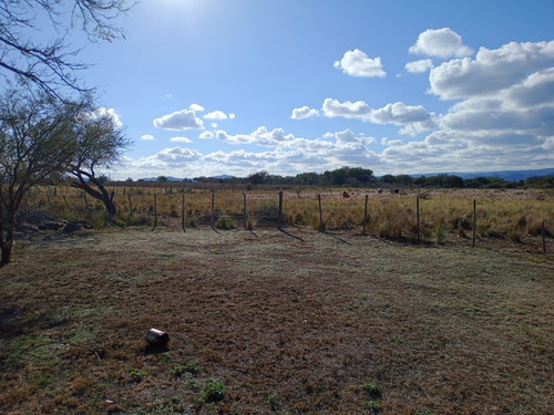 Casa En Venta En Ambul Ruta 15 En Bajo De Corrales. Gran Oportunidad! K082bc