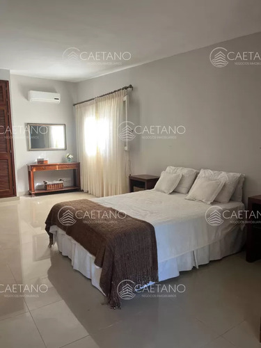 Alquiler Casa Con Terreno De 6600m2 Por Pedragosa Sierra, Punta Del Este