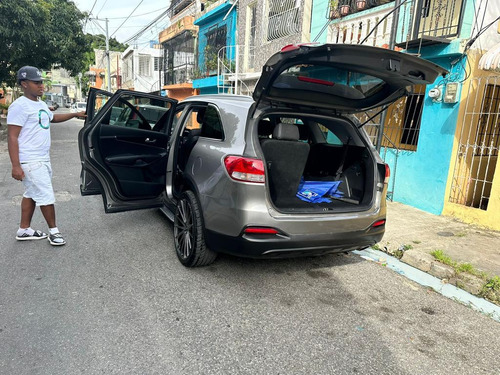 Imagen 11 de 15 de Kia Sorento Sorento Xl