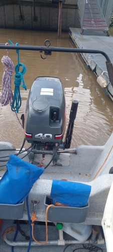 Imagen 2 de 7 de Benavidez Rivertruck Cabinado ..