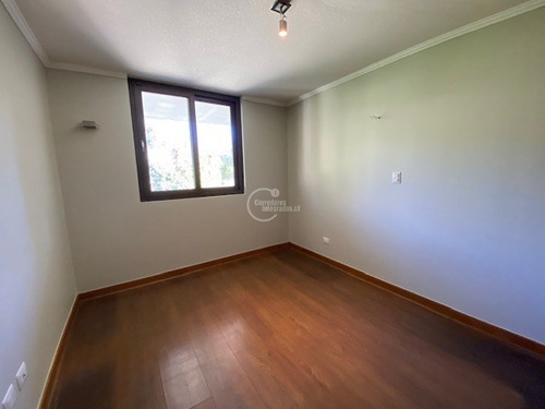 Departamento En Arriendo De 2 Dorm. En Lo Barnechea