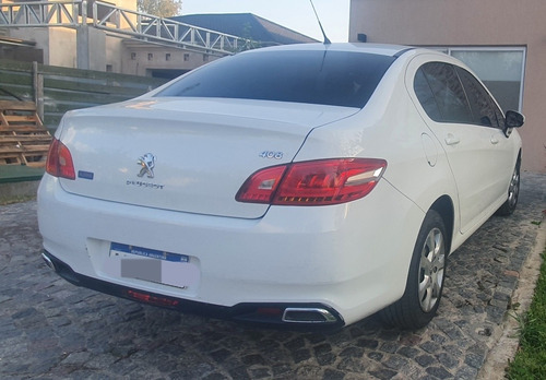 Imagen 3 de 16 de Peugeot 408 2017 1.6 Active 115cv