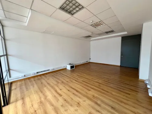 Oficina En Arriendo/venta En Santa Bibiana. Cod A21886