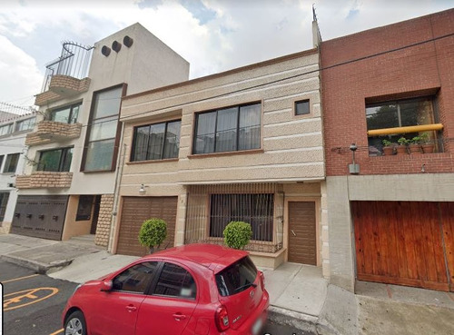 Casa En Venta En La Colonia Postal, Benito Juarez, Magnifico Remate Bancario