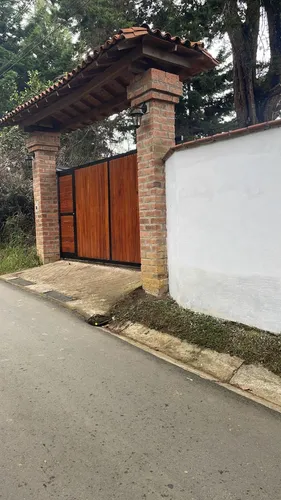 Casa Finca En Santa Elena - Vereda El Rosario