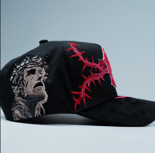 Gorra N Y Jesucristo Negro Con Rosa Unica Lisa