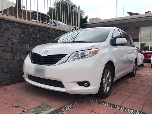 Imagen 1 de 11 de Toyota Sienna Le 2012