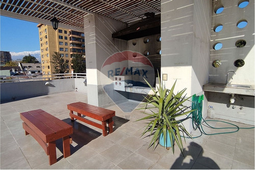 Encantador Departamento En Calle Agustinas