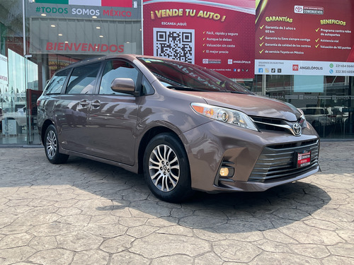 Toyota Sienna 3.5 Xle At