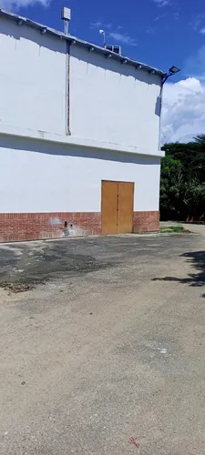 Guarenas Vendo Local 3000m2