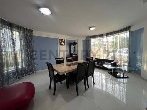 Casa En Venta Lecheria C R Las Villas