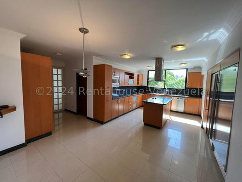 Casa En Venta En Macaracuay 25-8762 Ab