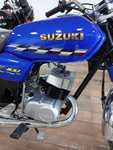 Imagen 10 de 15 de Suzuki Ax 100 2023 0km Rojo Moto Calle-suzuki Agronomia
